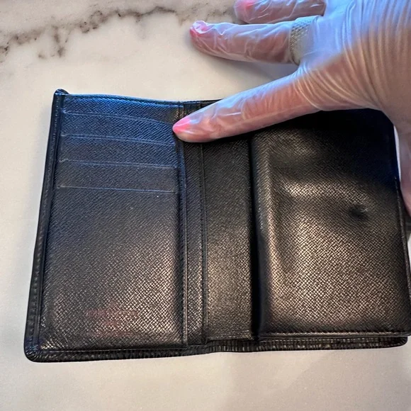 Louis Vuitton Black Epi leather Kisslock Wallet - Picture 3 of 6